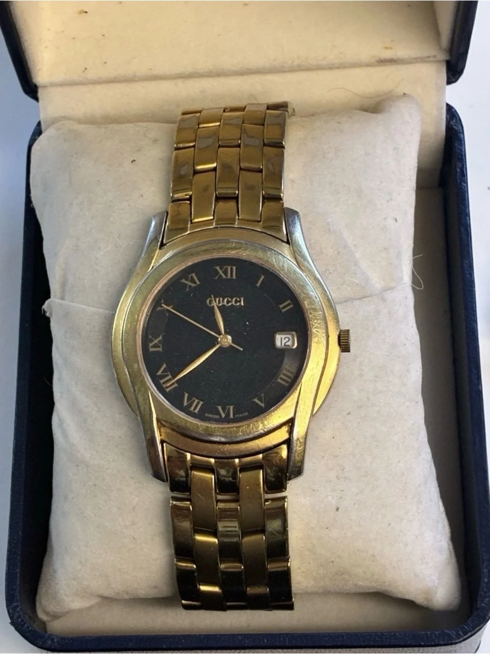 Gucci 5400M Men’s Watch – Black Dial with Diamond Markers